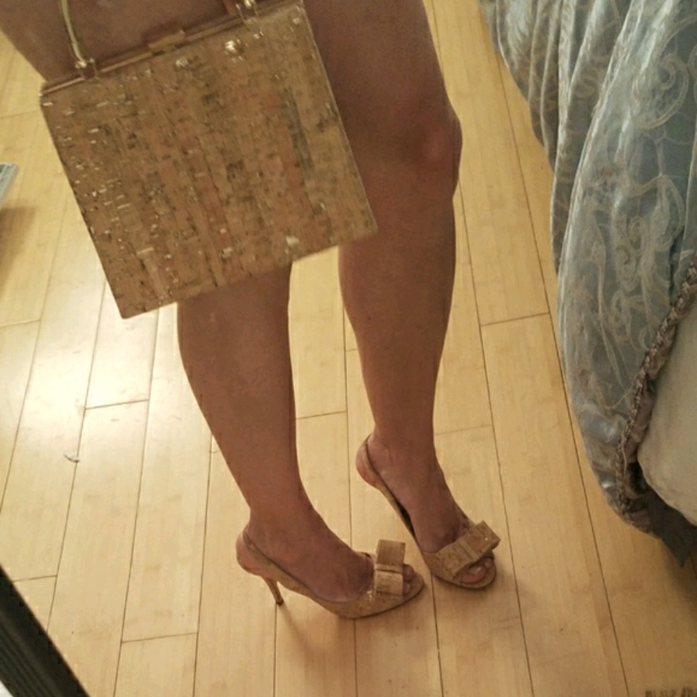 Kate Spade sz 6 natural Cork bow & purse  NEW $600 - Picture 2 of 9